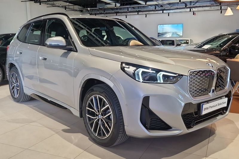 BMW iX1 bild 20