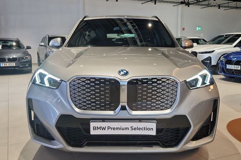 BMW iX1 bild 6