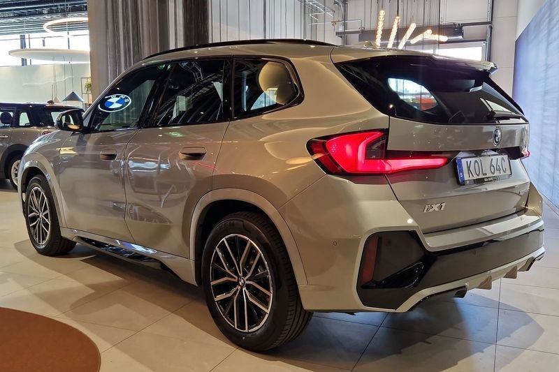 BMW iX1 bild 2