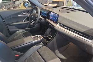 BMW iX1 bild 7