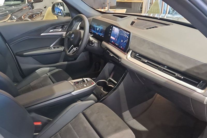 BMW iX1 bild 7