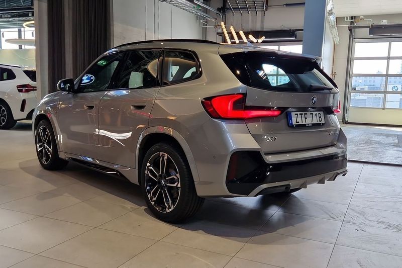 BMW X1 bild 2