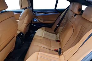BMW 530 bild 13