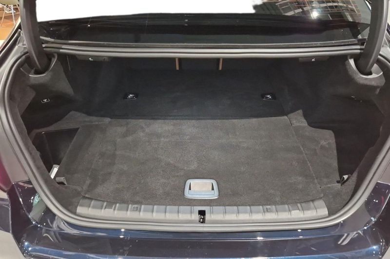 BMW 530 bild 12