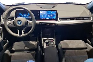 BMW X1 bild 10