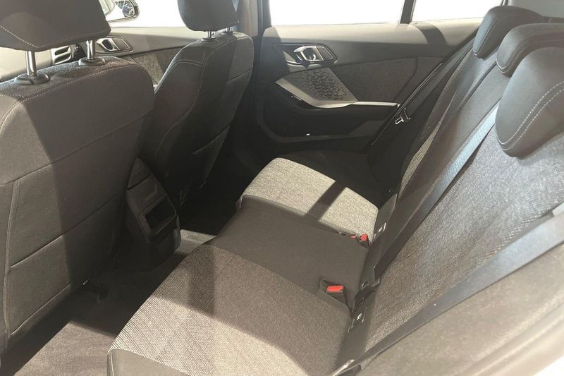 BMW 120 bild 13