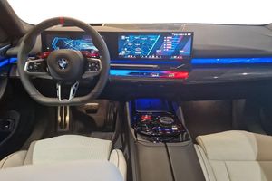 BMW M5 bild 8