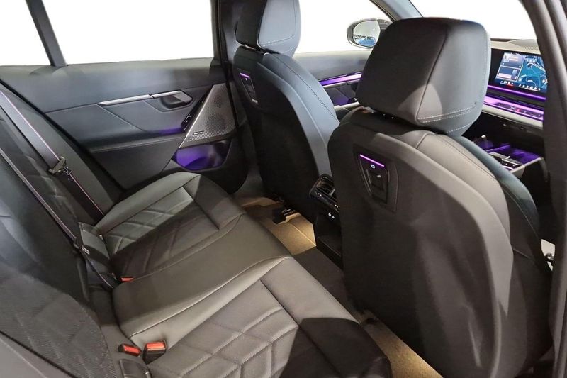 BMW 530 bild 8