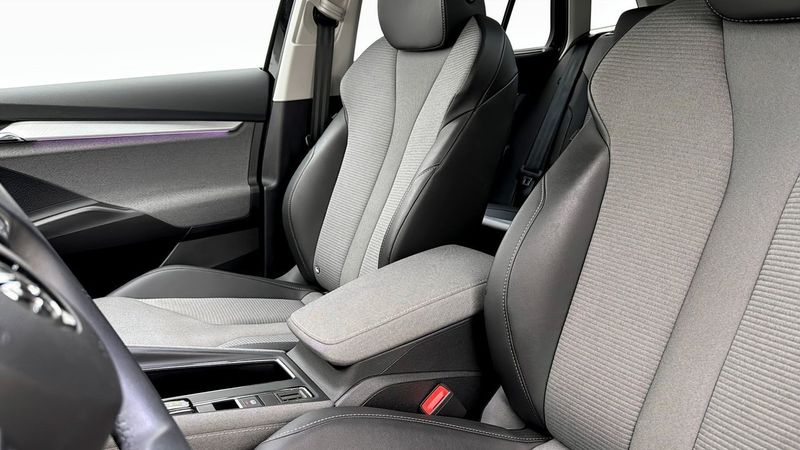 Skoda Enyaq bild 8