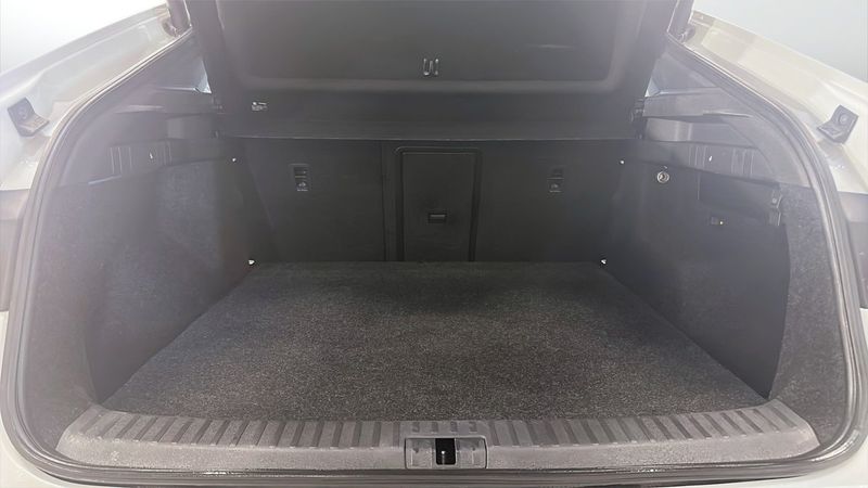 Skoda Enyaq bild 14