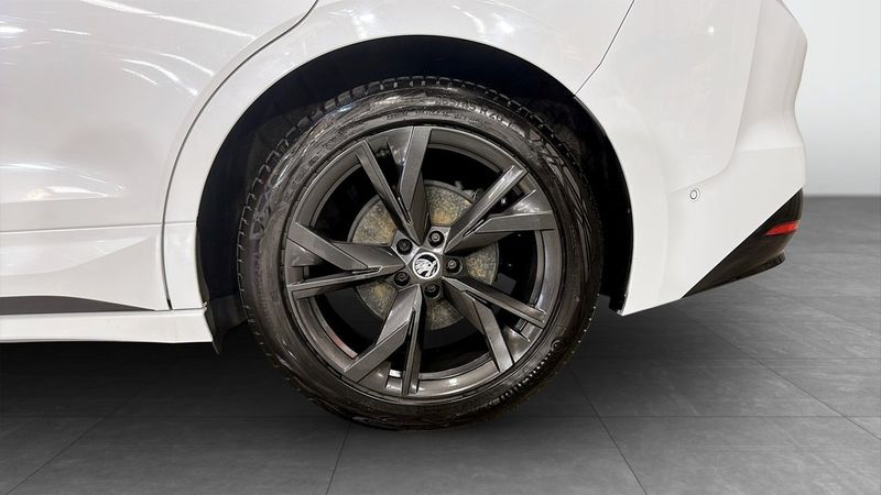 Skoda Enyaq bild 6