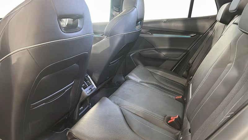 Skoda Enyaq bild 13