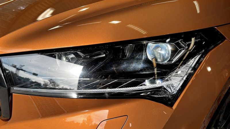 Skoda Enyaq bild 17