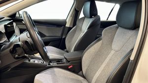 Skoda Octavia bild 8