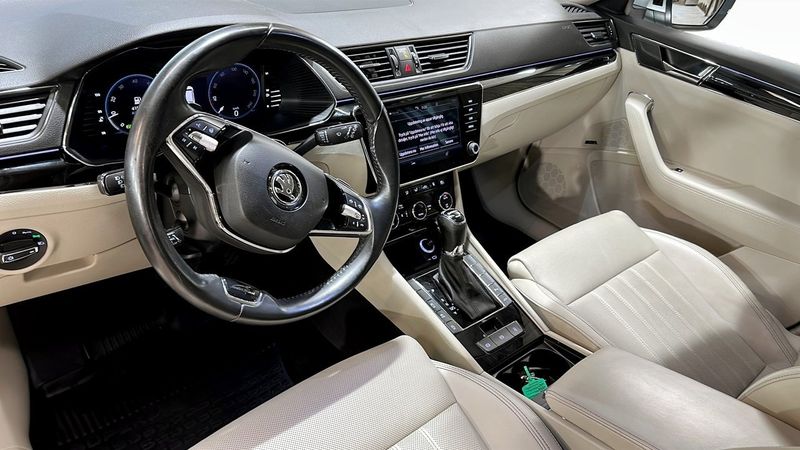 Skoda Superb bild 7