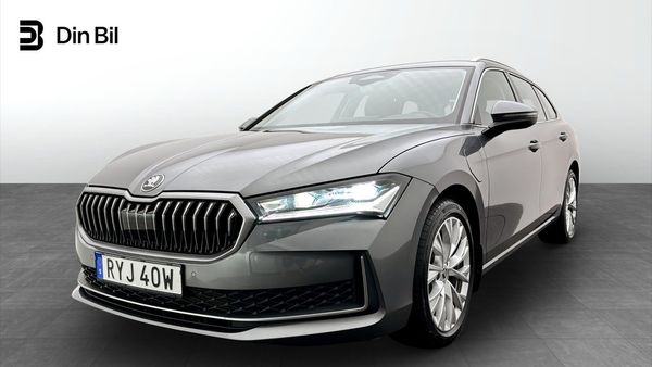 Skoda Superb Combi Selection iV 204hk DSG / Dragkrok - 2025