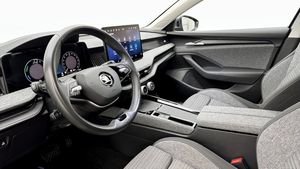 Skoda Superb bild 7