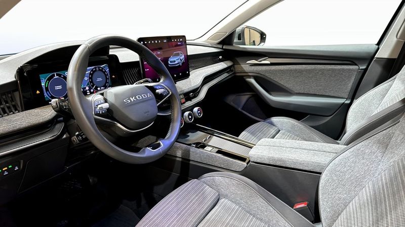 Skoda Superb bild 7