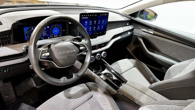 Skoda Superb bild 7