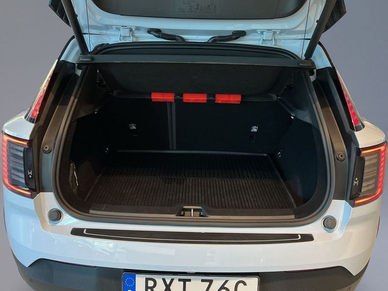 Volvo EX30 bild 9