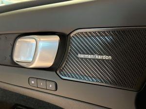 Volvo EX40 bild 13