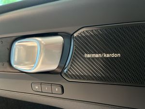 Volvo EX40 bild 13