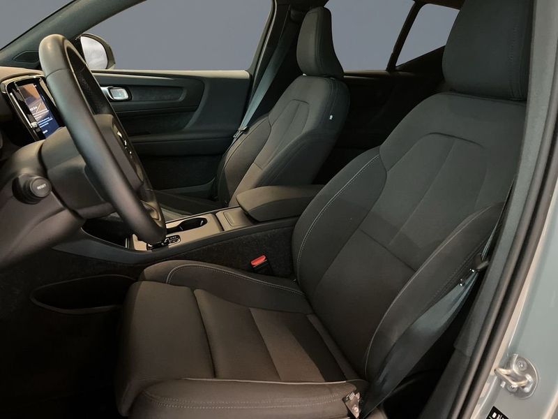 Volvo EX40 bild 7