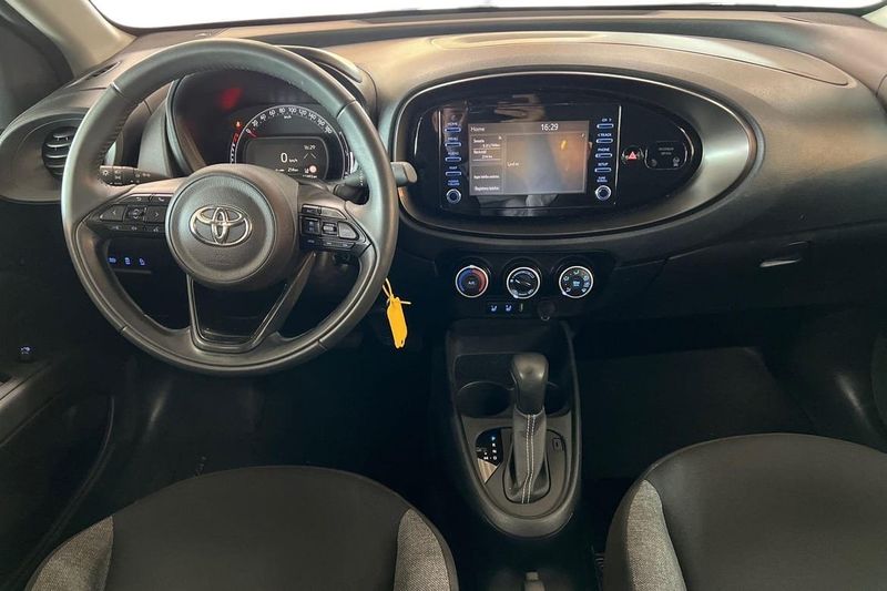 Toyota Aygo X bild 10