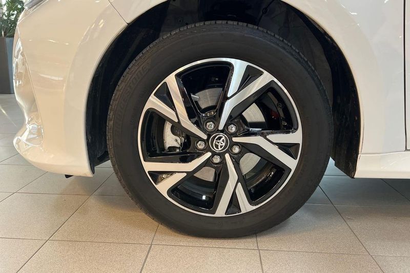Toyota Yaris bild 14
