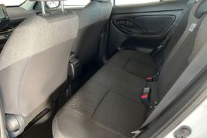Toyota Yaris Cross bild 13