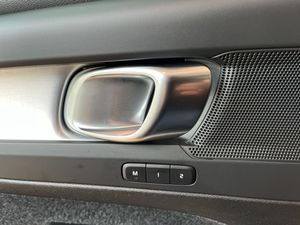 Volvo XC40 bild 14