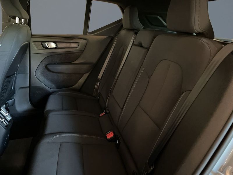 Volvo EX40 bild 9