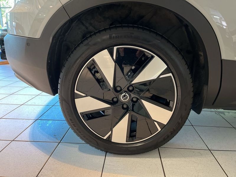 Volvo EX40 bild 11