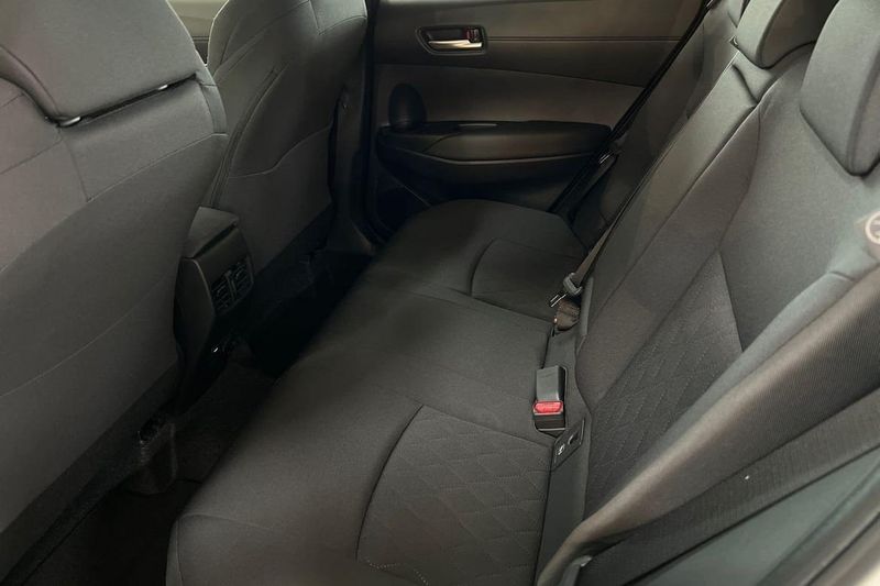 Toyota Corolla Cross bild 11