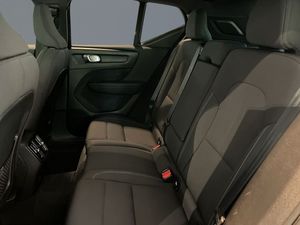 Volvo EX40 bild 9