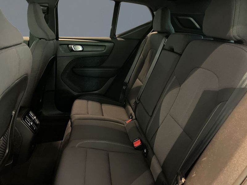 Volvo EX40 bild 9