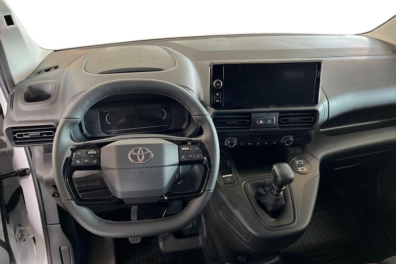 Toyota Proace bild 8