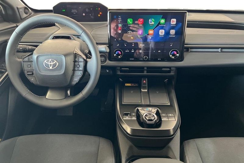 Toyota C-HR bild 8
