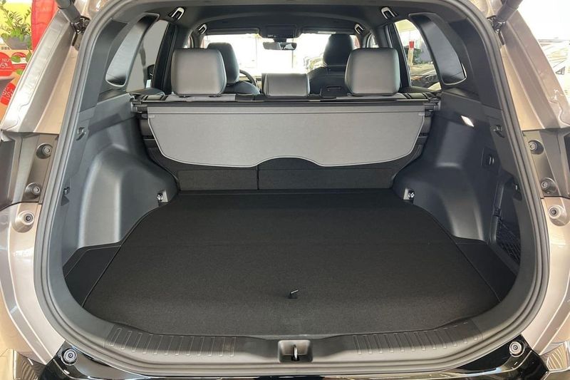 Toyota RAV4 bild 7