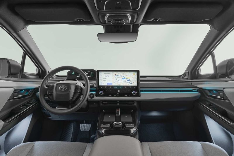 Toyota C-HR+ bild 4