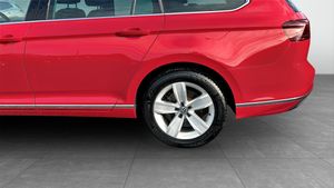 Volkswagen Passat bild 6