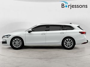 Skoda Superb bild 2