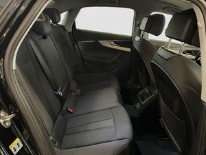 Audi A4 bild 13