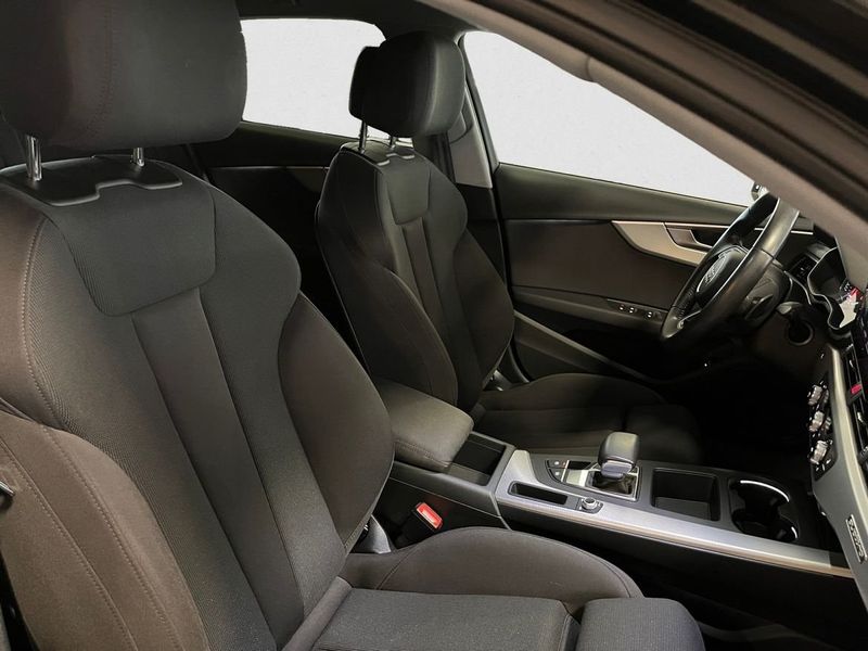 Audi A4 bild 12