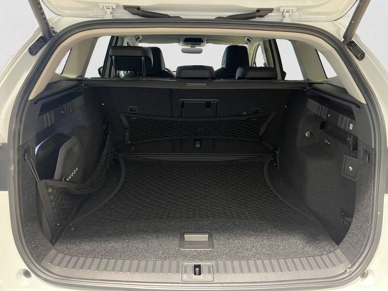 Skoda Enyaq bild 4