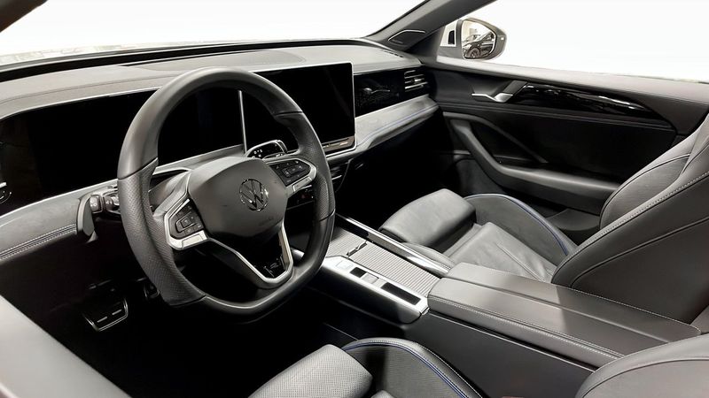 Volkswagen Passat bild 8