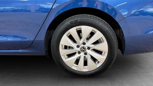 Volkswagen Passat bild 6