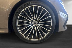 Mercedes E300 bild 5