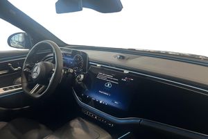 Mercedes E300 bild 9