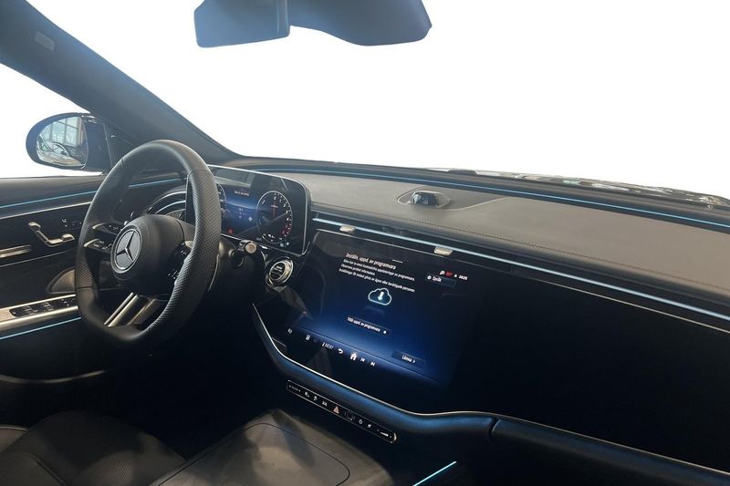 Mercedes E300 bild 9